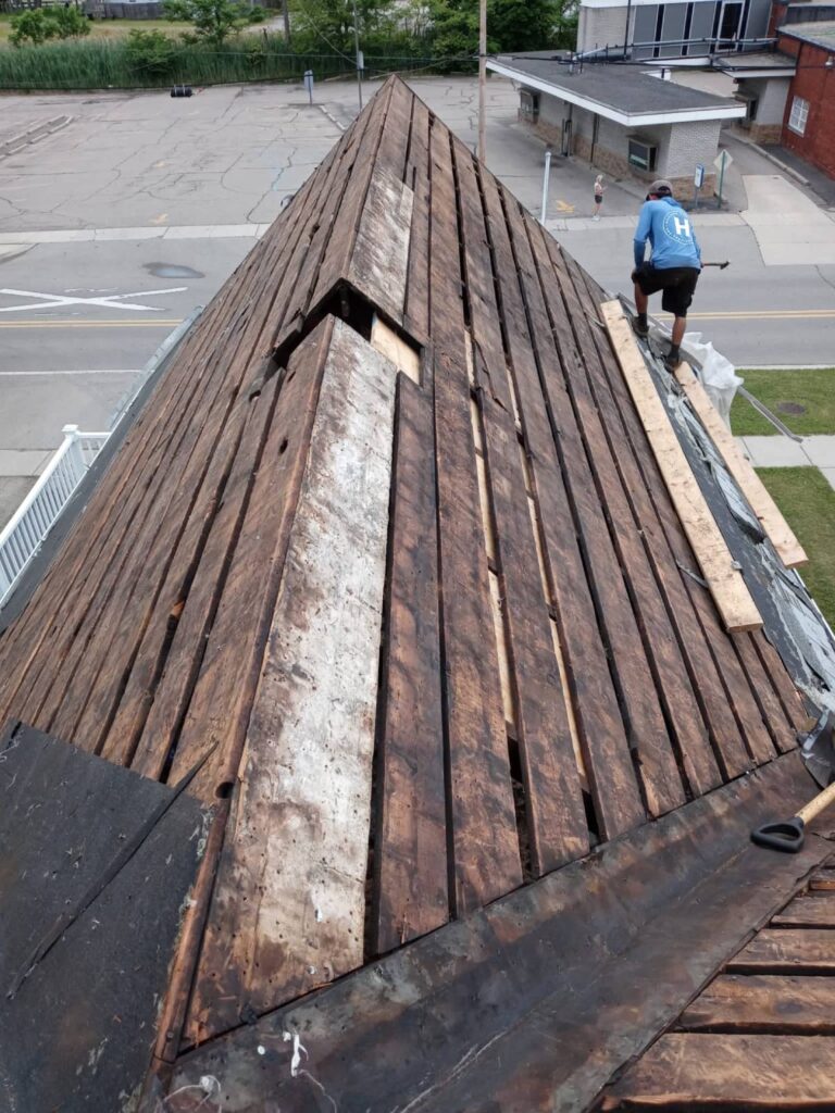 Old Roof needs to be replaced by Horizon Roofing and Construction